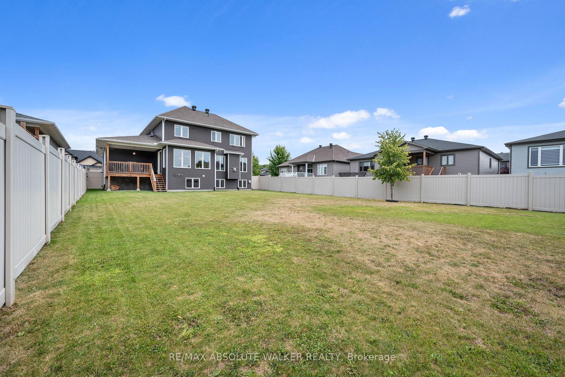 Photo 38 of 46 Bryce Court, Carleton Place — HOMEH