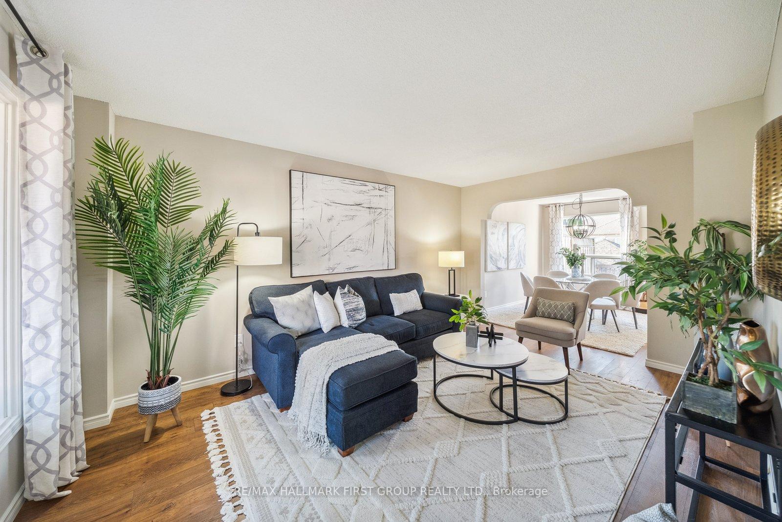 Photo 4 of 581 Whistler Drive, Oshawa, Northglen — HOMEH
