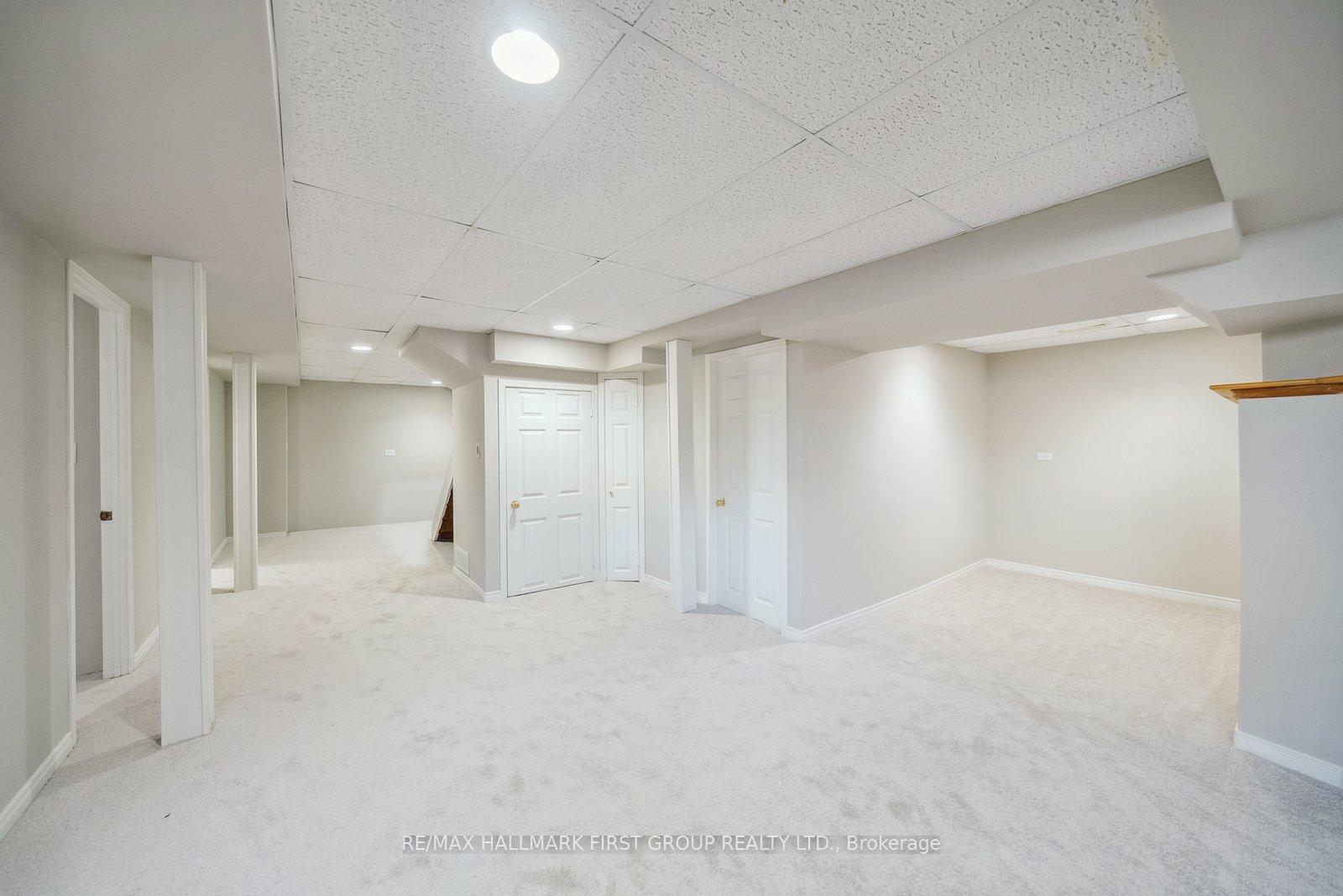Photo 23 of 581 Whistler Drive, Oshawa, Northglen — HOMEH