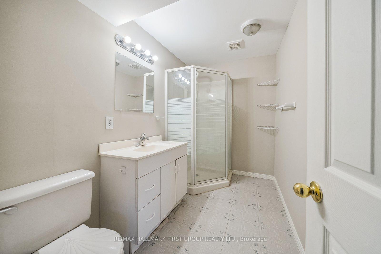 Photo 26 of 581 Whistler Drive, Oshawa, Northglen — HOMEH