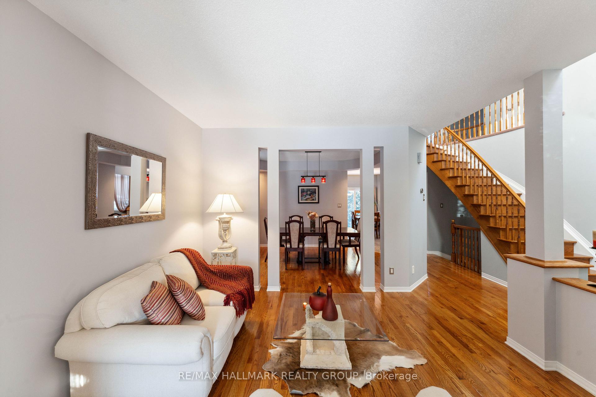 Photo 4 of 3 North Harrow Drive, Ottawa, Barrhaven - Longfields — HOMEH