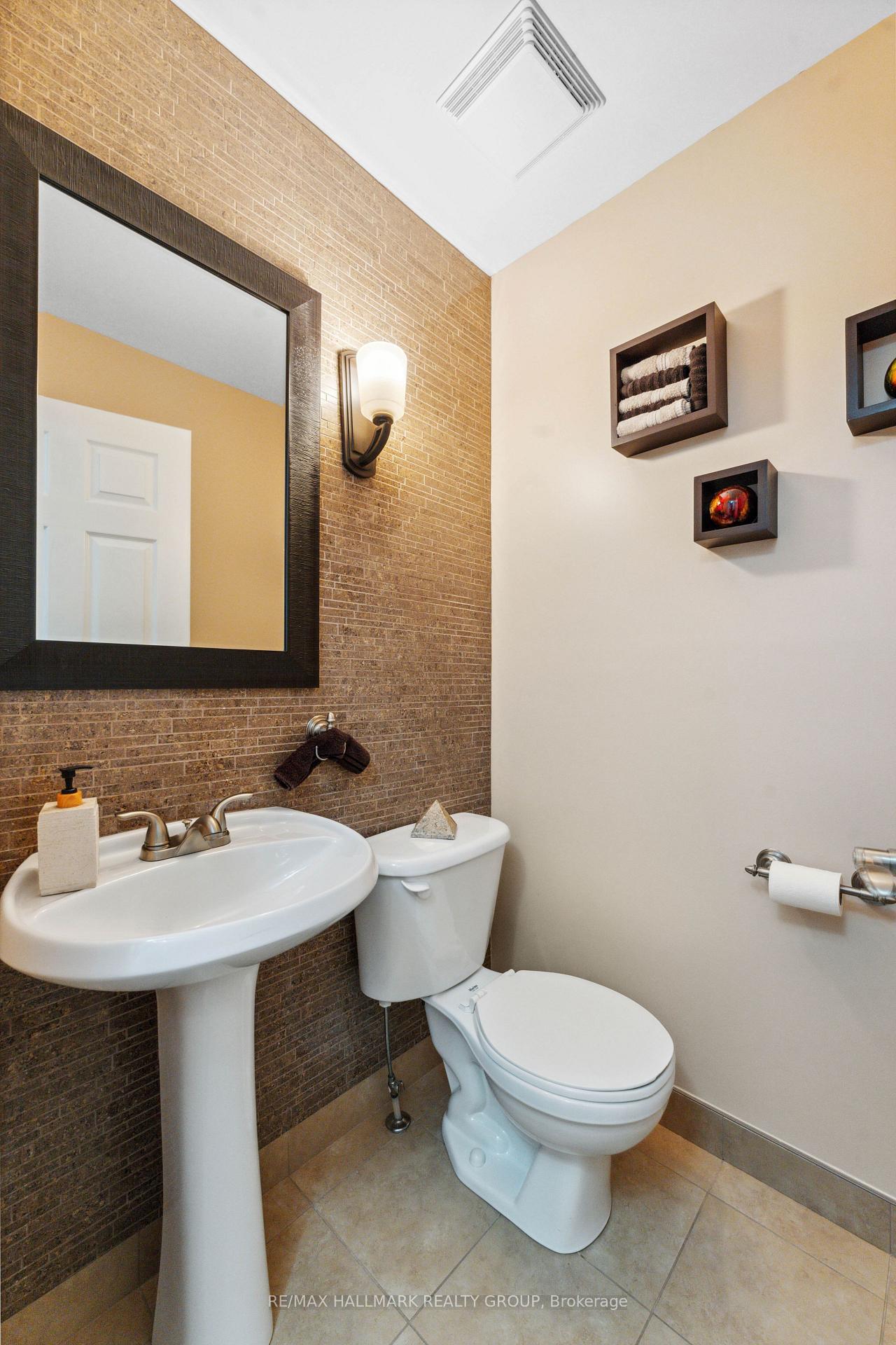 Photo 15 of 3 North Harrow Drive, Ottawa, Barrhaven - Longfields — HOMEH
