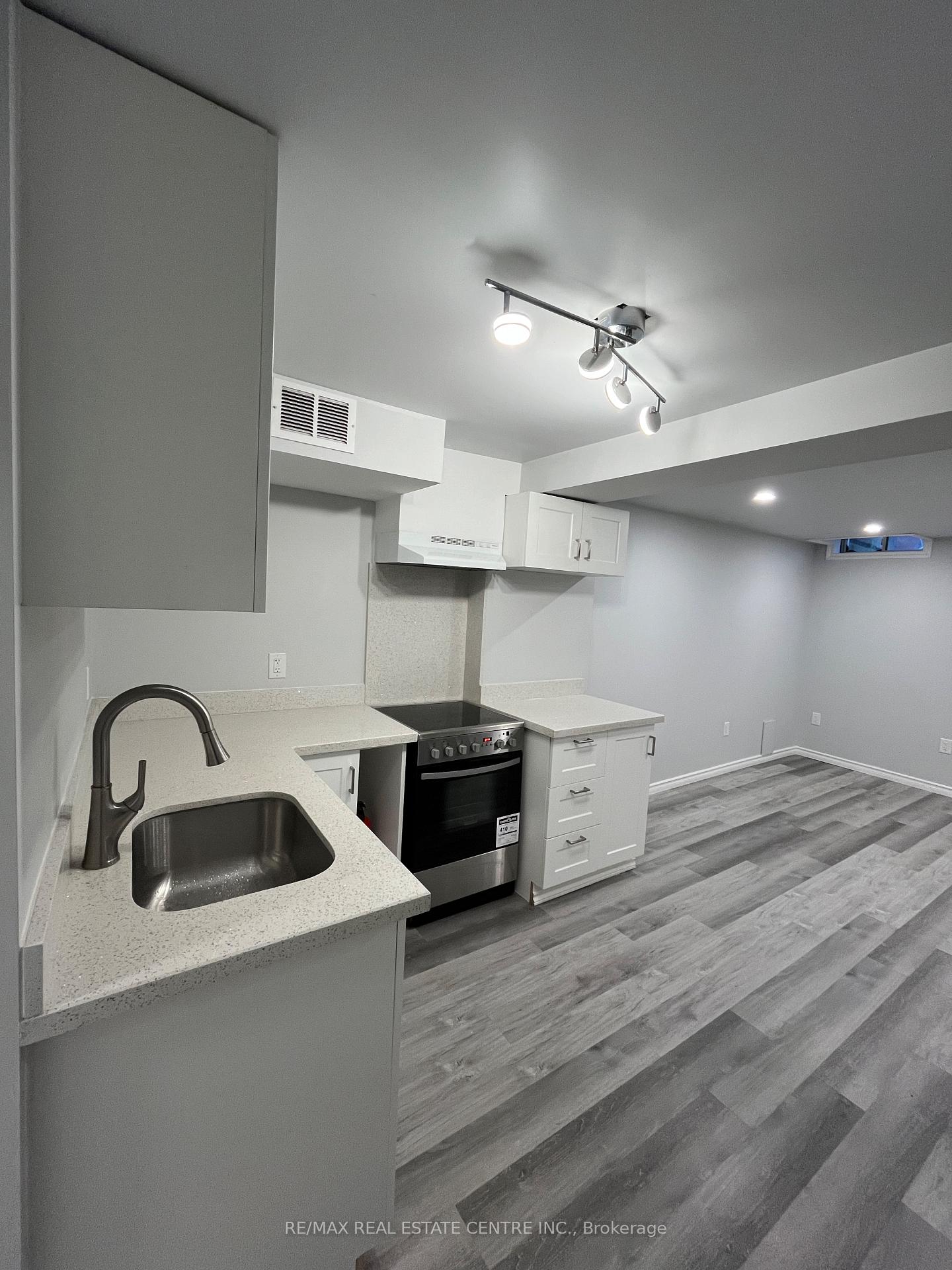Photo 1 of 20 Hulley Crescent, Ajax, South East — HOMEH