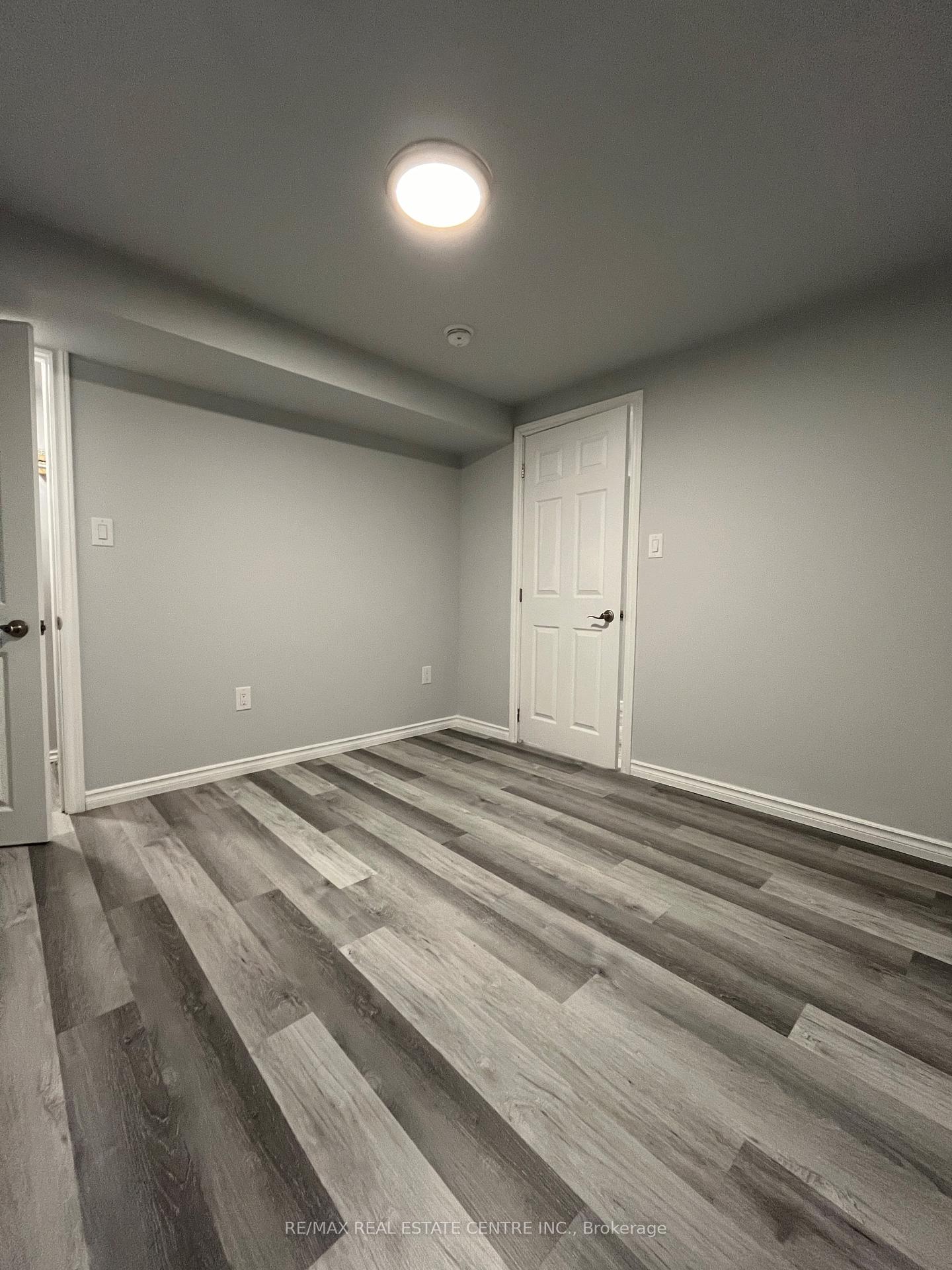 Photo 2 of 20 Hulley Crescent, Ajax, South East — HOMEH
