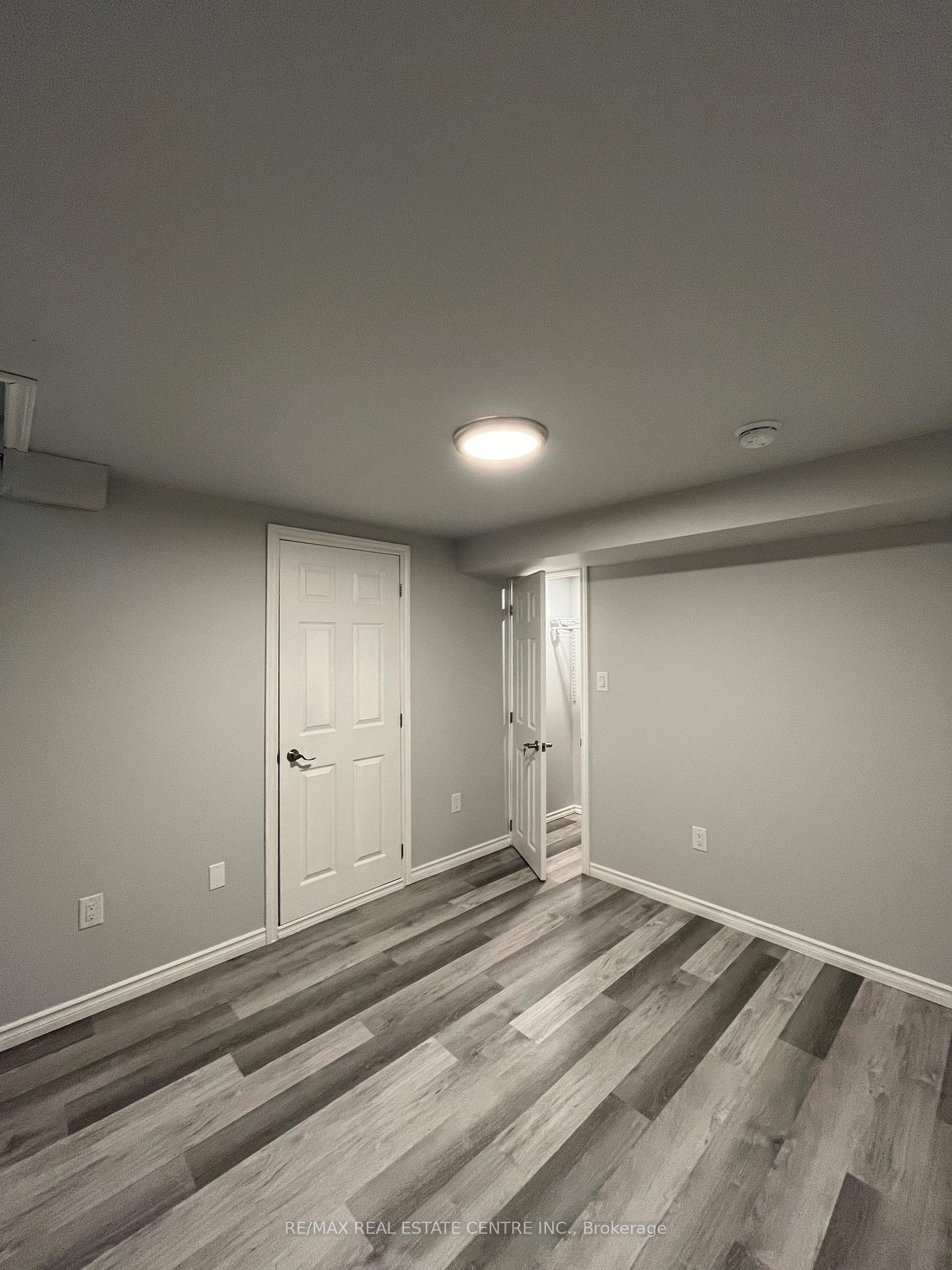 Photo 3 of 20 Hulley Crescent, Ajax, South East — HOMEH