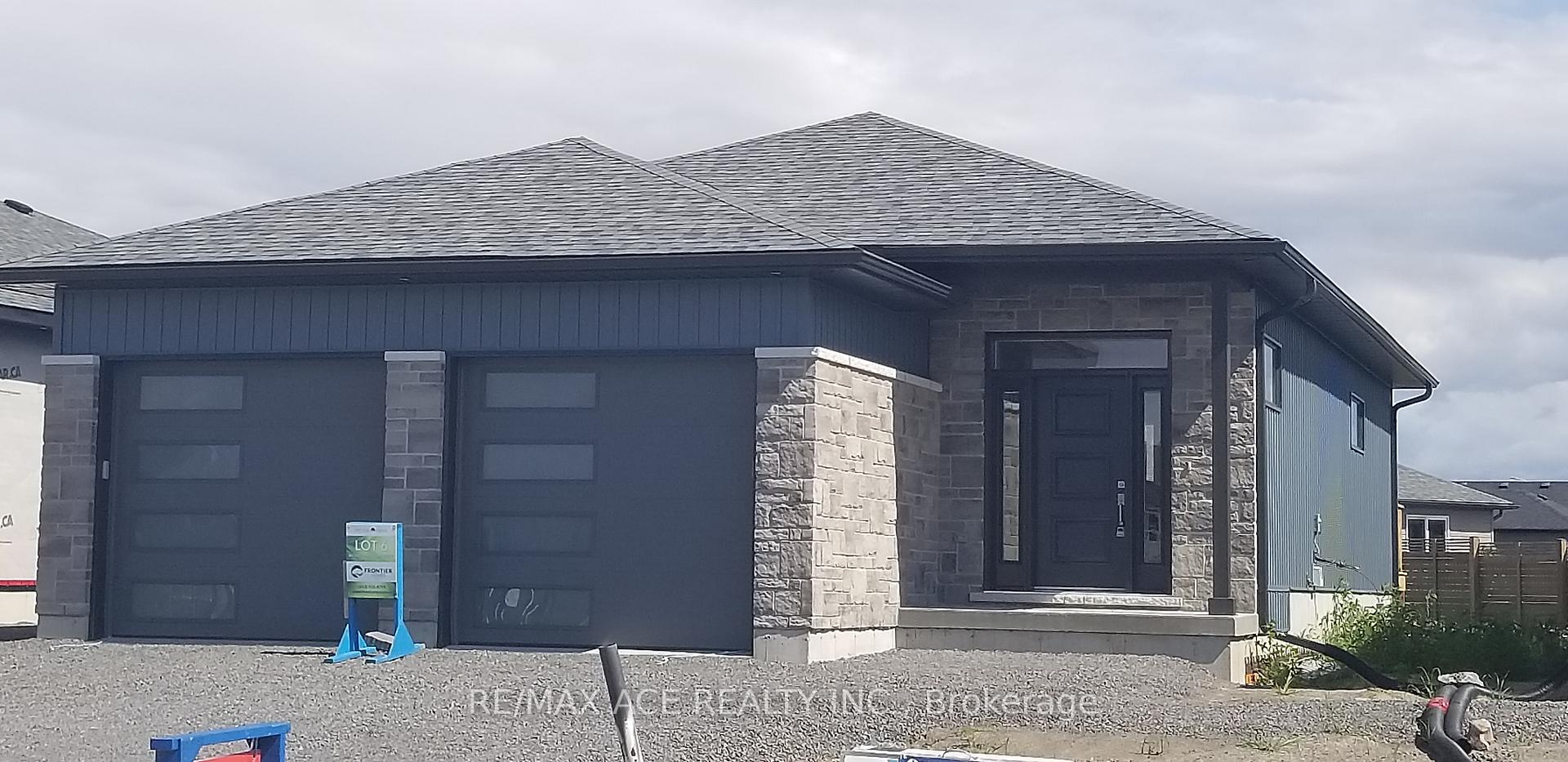 Photo 1 of 64 Hastings Park Drive, Belleville, Belleville Ward — HOMEH