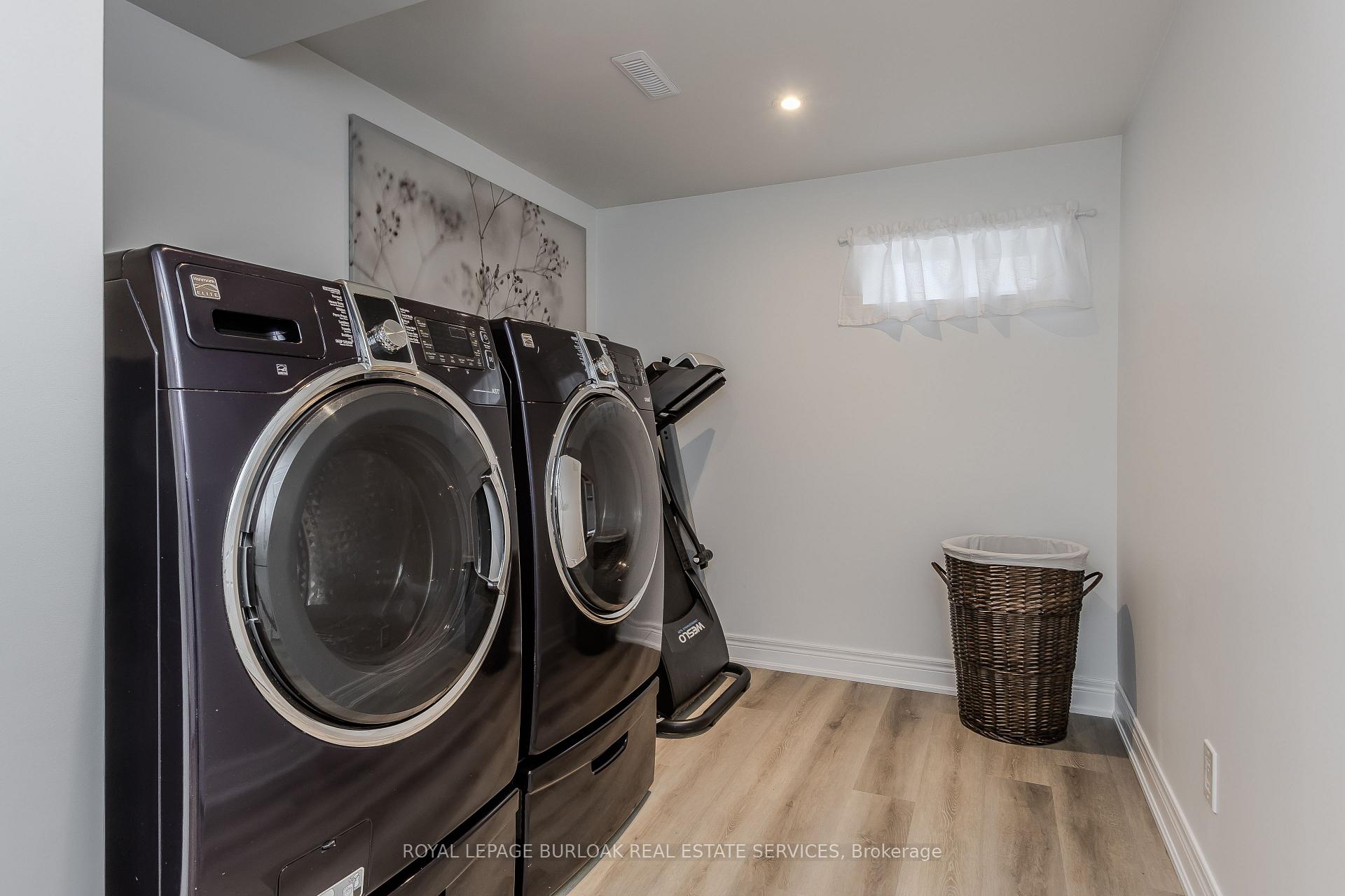 Photo 37 of 1358 Sycamore Drive, Burlington, Palmer — HOMEH