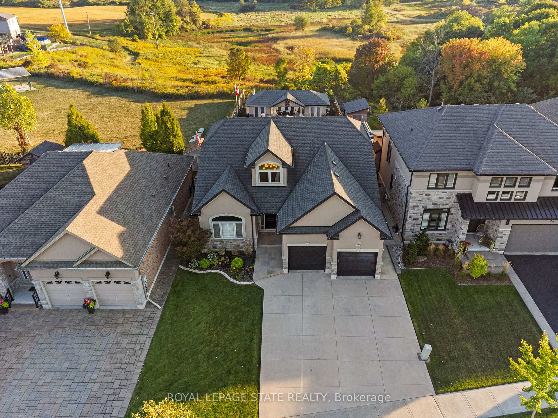 Photo 2 of 188 Mother's Street, Hamilton, Rural Glanbrook — HOMEH