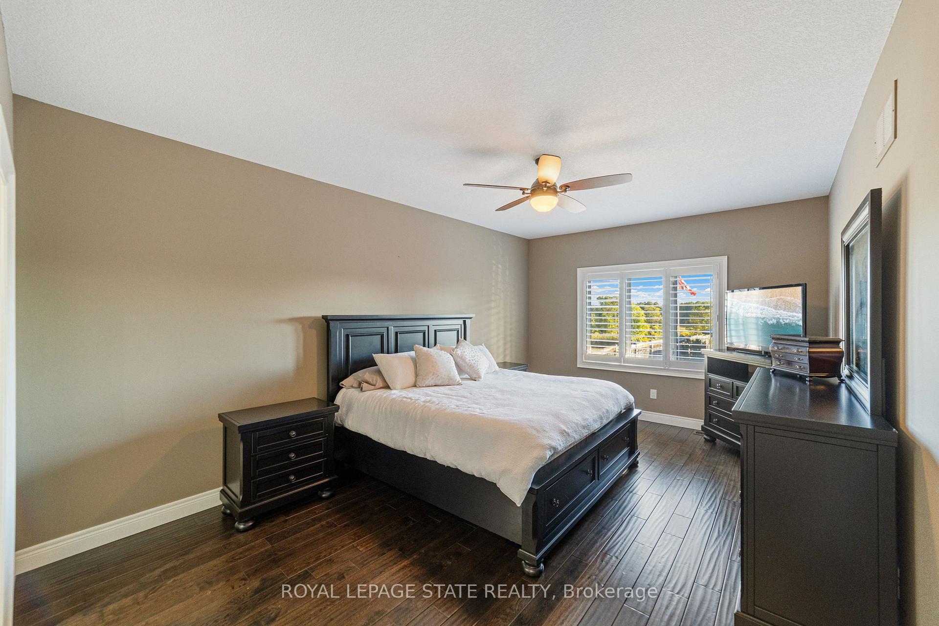 Photo 14 of 188 Mother's Street, Hamilton, Rural Glanbrook — HOMEH