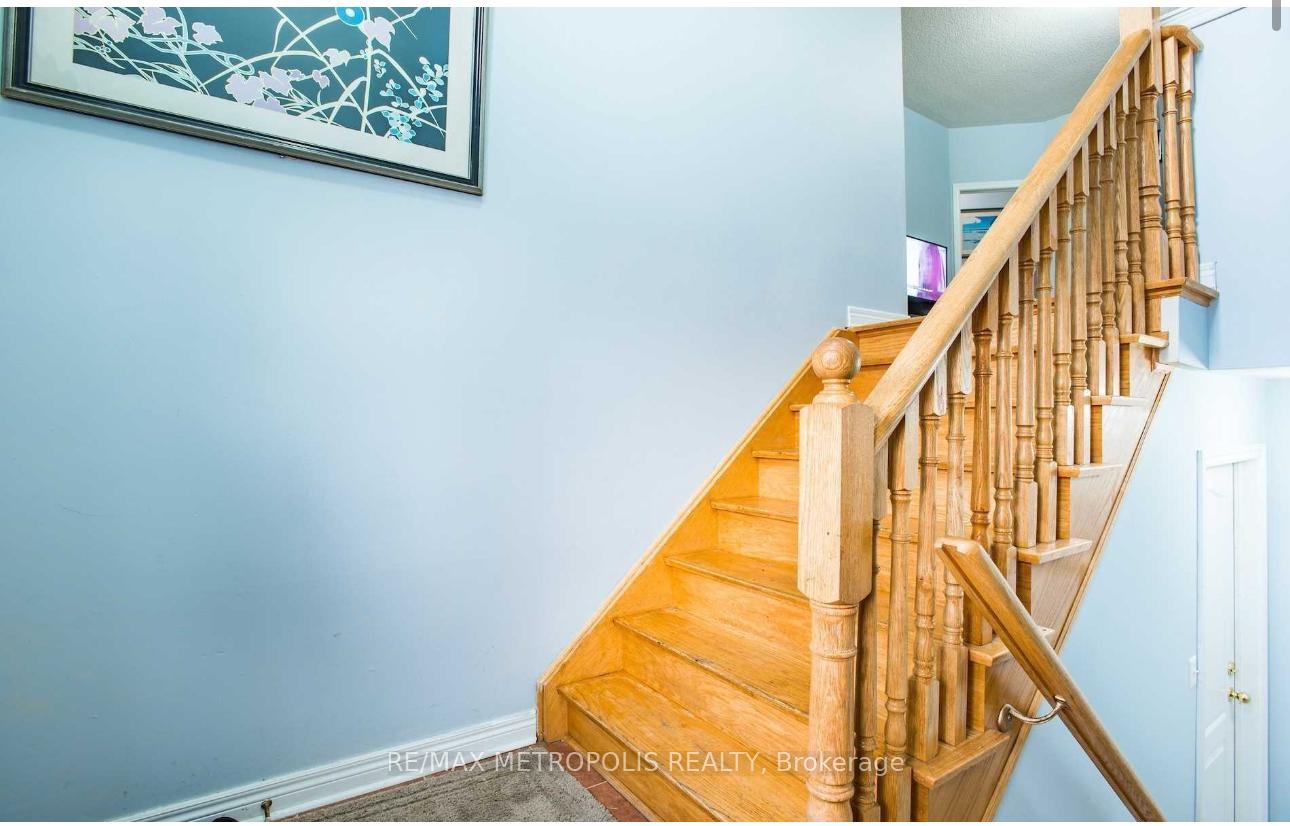 Photo 8 of Unit Upper, 13 Savita Road, Brampton, Fletcher's Meadow — HOMEH