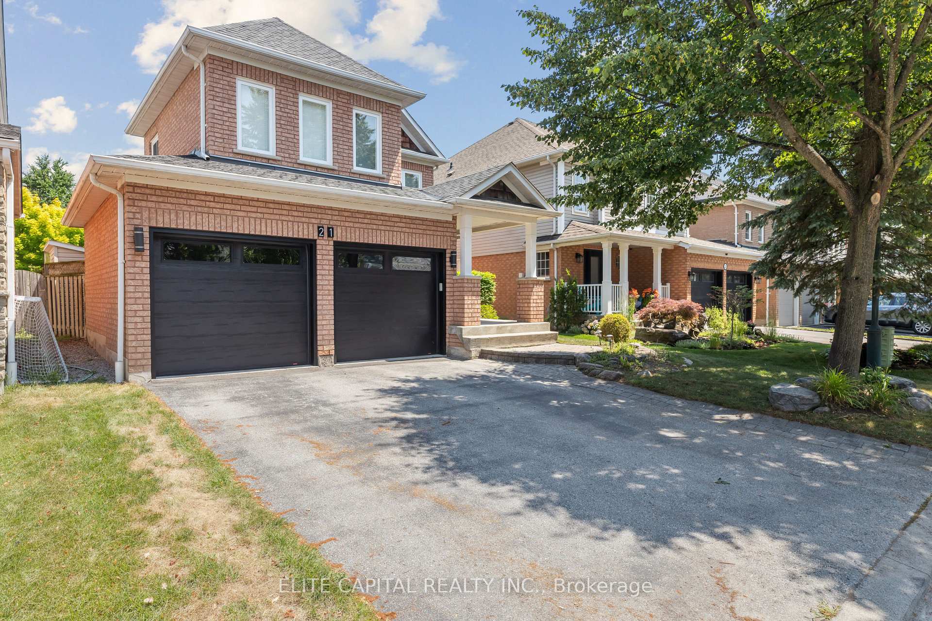 Photo 2 of 21 Wiseman Drive, Ajax, South East — HOMEH
