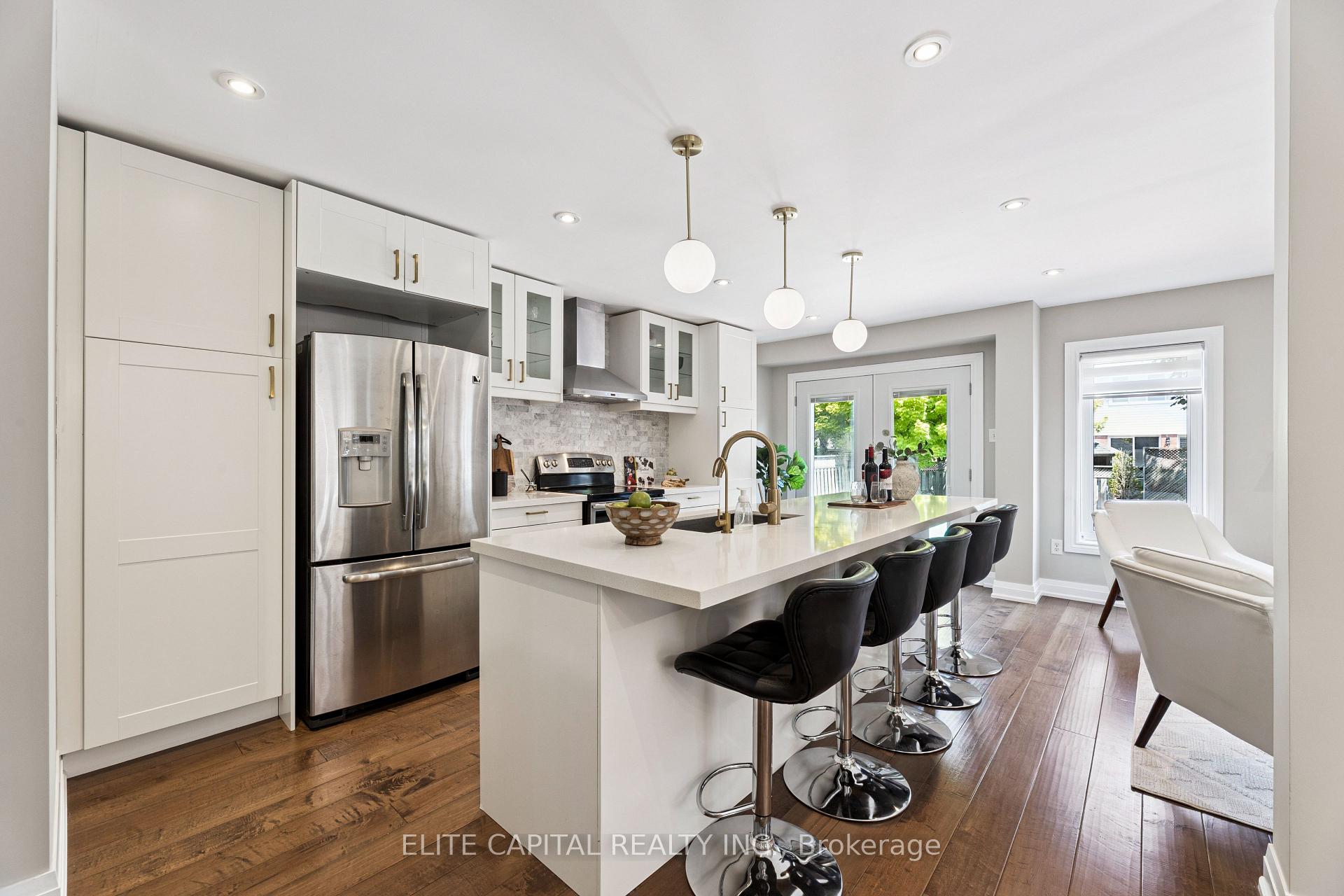 Photo 17 of 21 Wiseman Drive, Ajax, South East — HOMEH