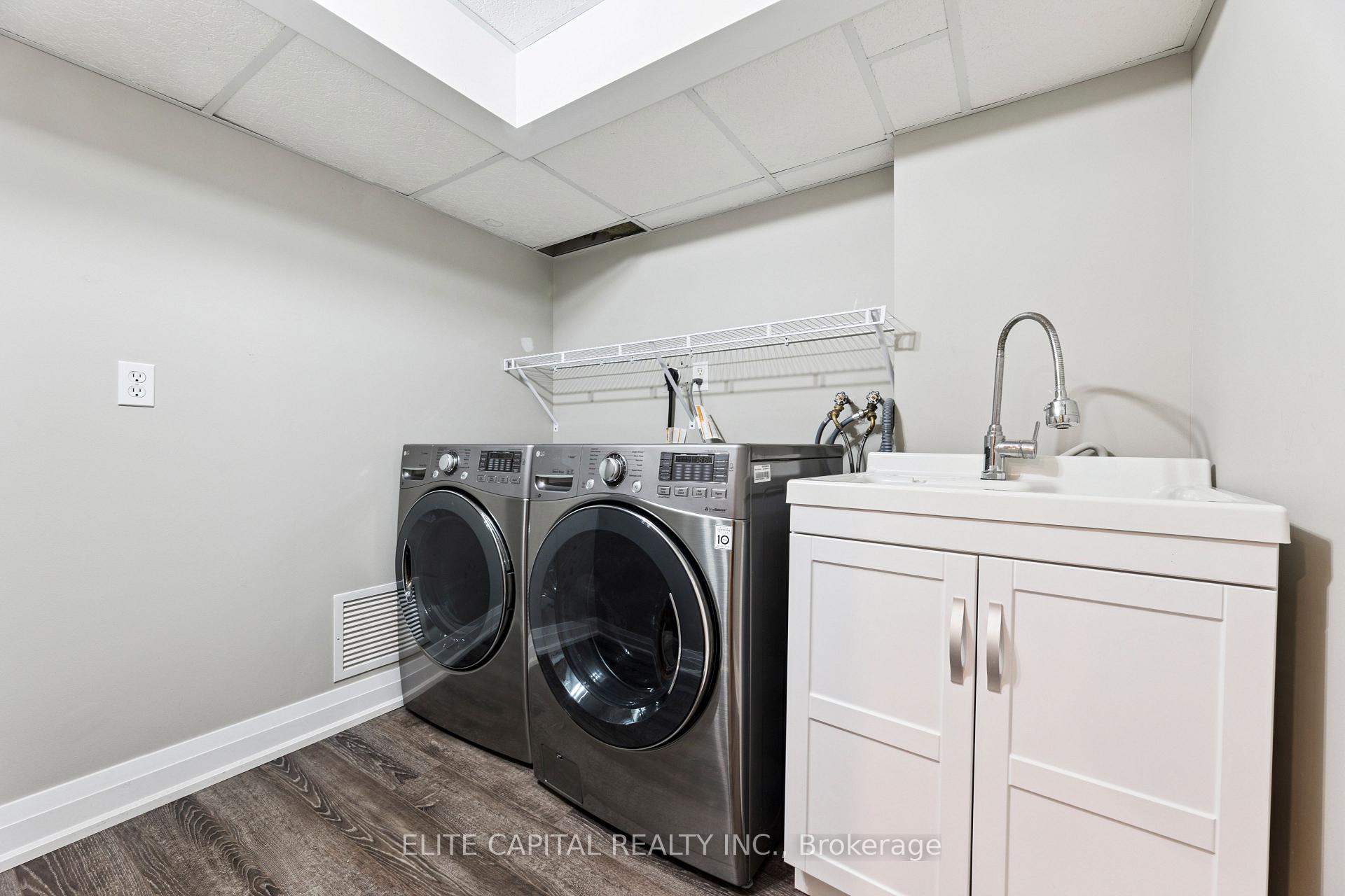 Photo 35 of 21 Wiseman Drive, Ajax, South East — HOMEH
