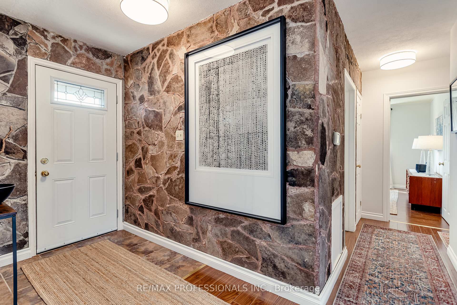 Photo 18 of 84 Foxbar Road N, Burlington, Appleby — HOMEH