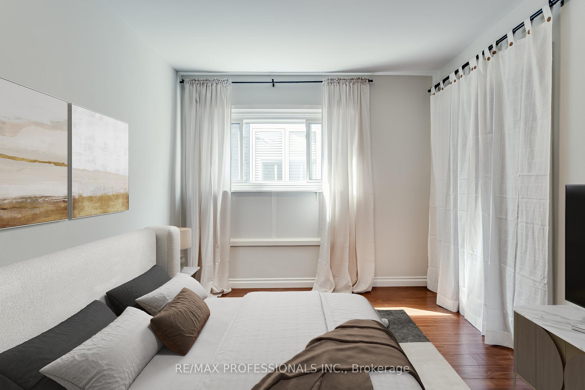 Photo 23 of 84 Foxbar Road N, Burlington, Appleby — HOMEH