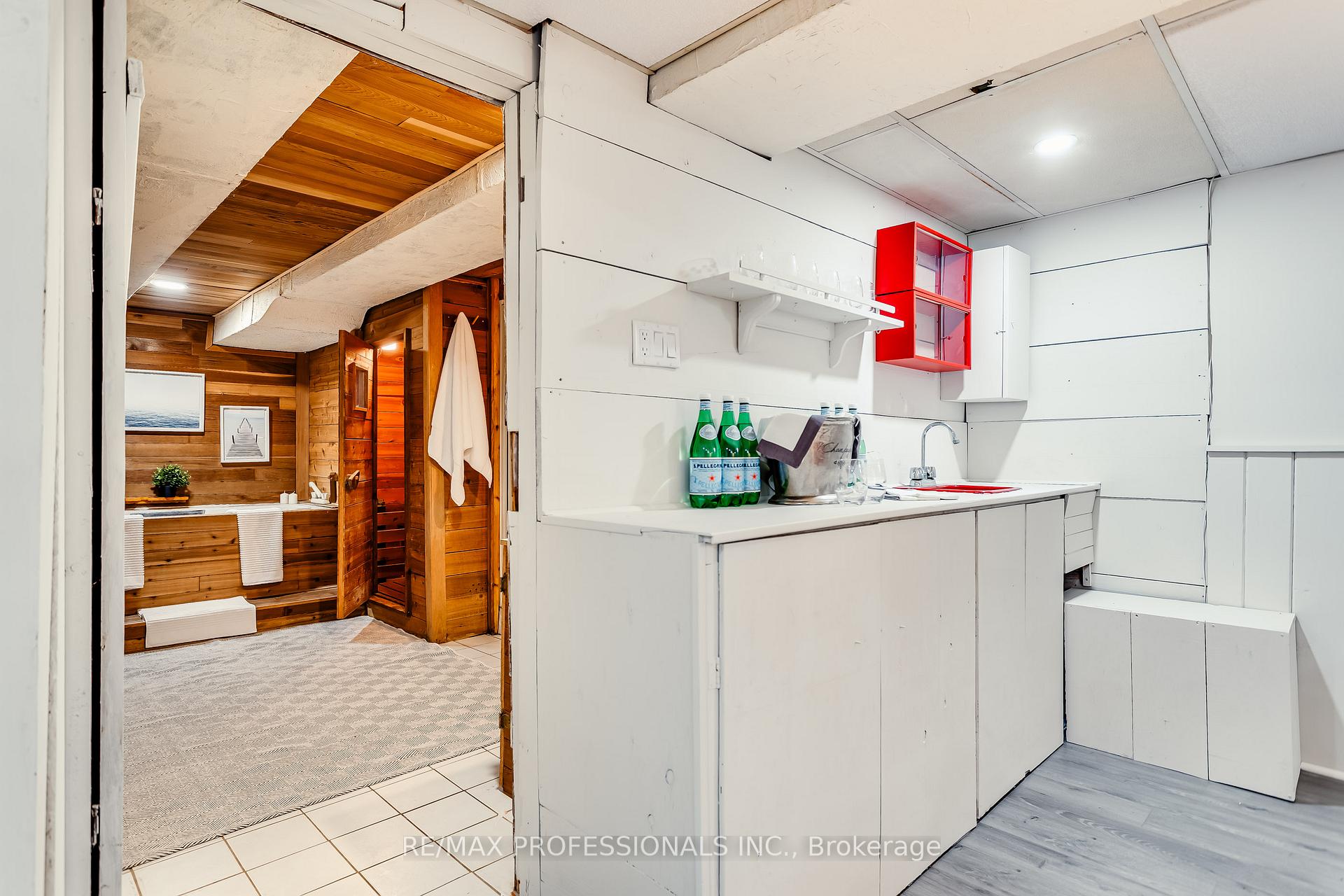 Photo 31 of 84 Foxbar Road N, Burlington, Appleby — HOMEH