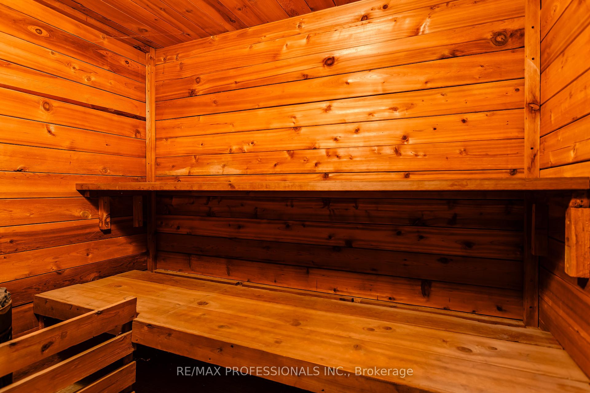 Photo 33 of 84 Foxbar Road N, Burlington, Appleby — HOMEH