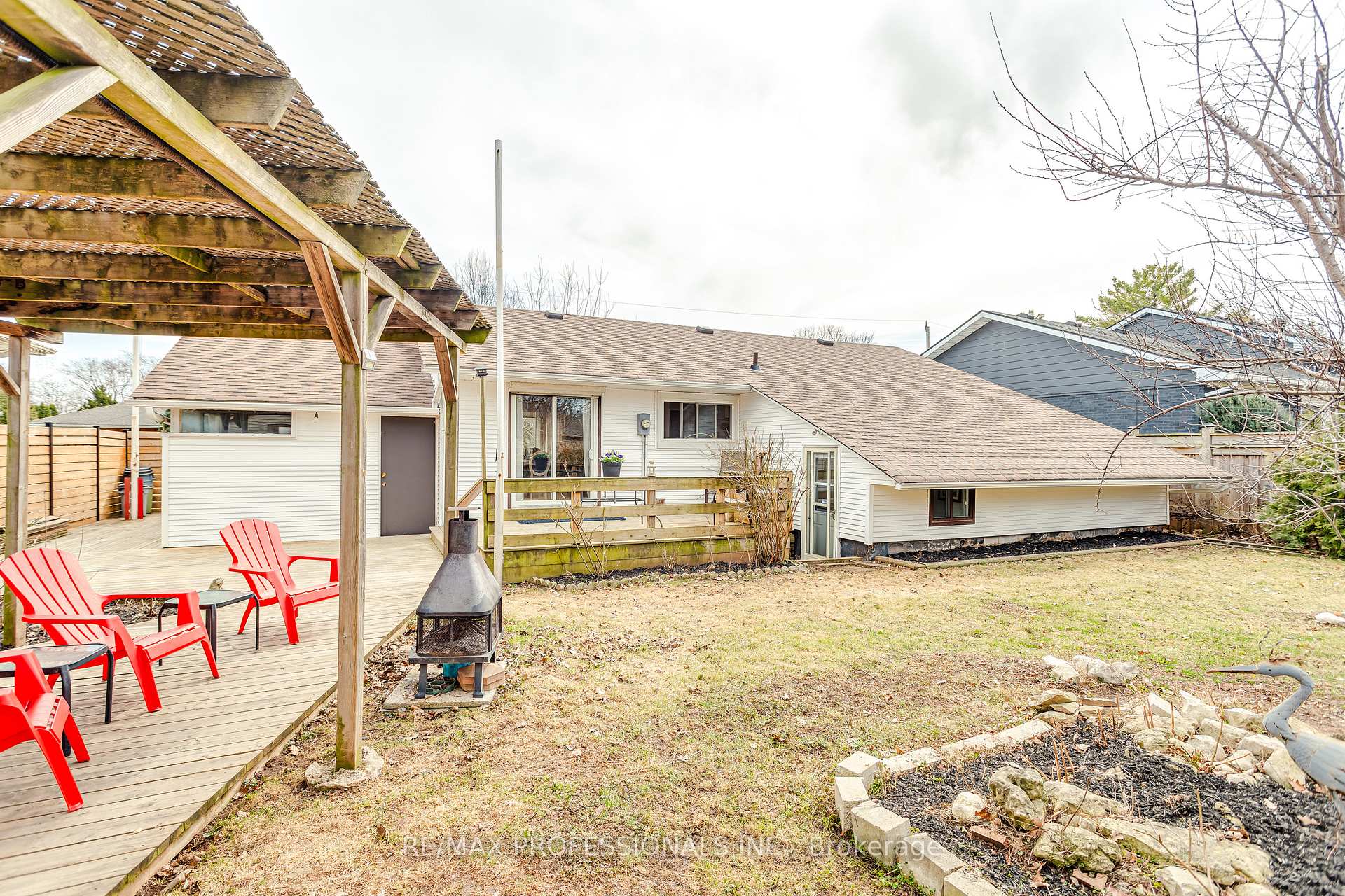 Photo 36 of 84 Foxbar Road N, Burlington, Appleby — HOMEH
