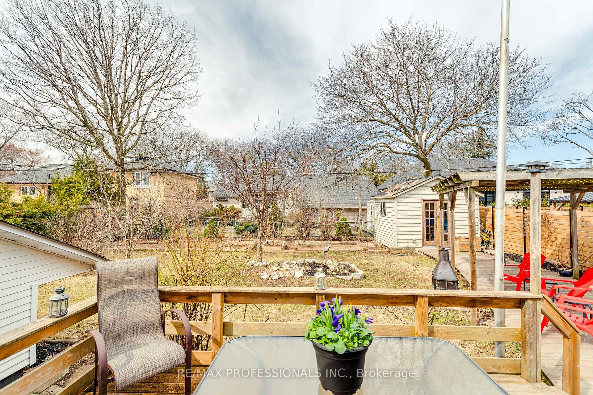 Photo 37 of 84 Foxbar Road N, Burlington, Appleby — HOMEH