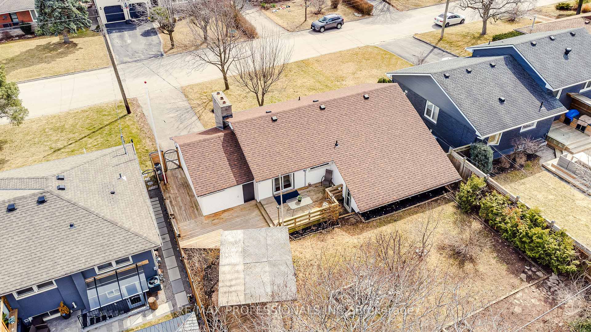 Photo 39 of 84 Foxbar Road N, Burlington, Appleby — HOMEH
