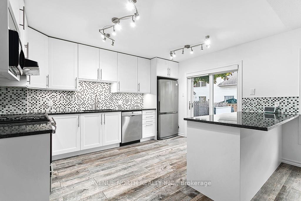 Photo 13 of 393 Stoneway Drive, Ottawa, Barrhaven East — HOMEH