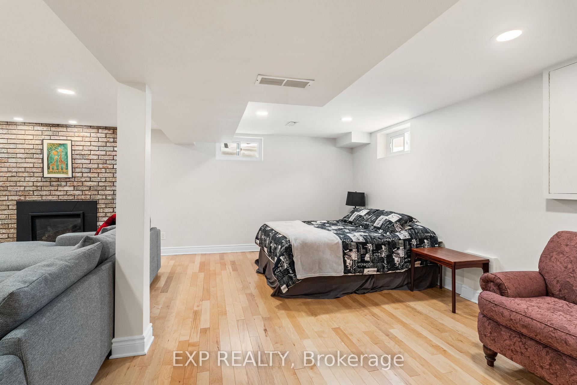 Photo 36 of 111 Larkin Drive, Ottawa, Barrhaven - Pheasant Run — HOMEH