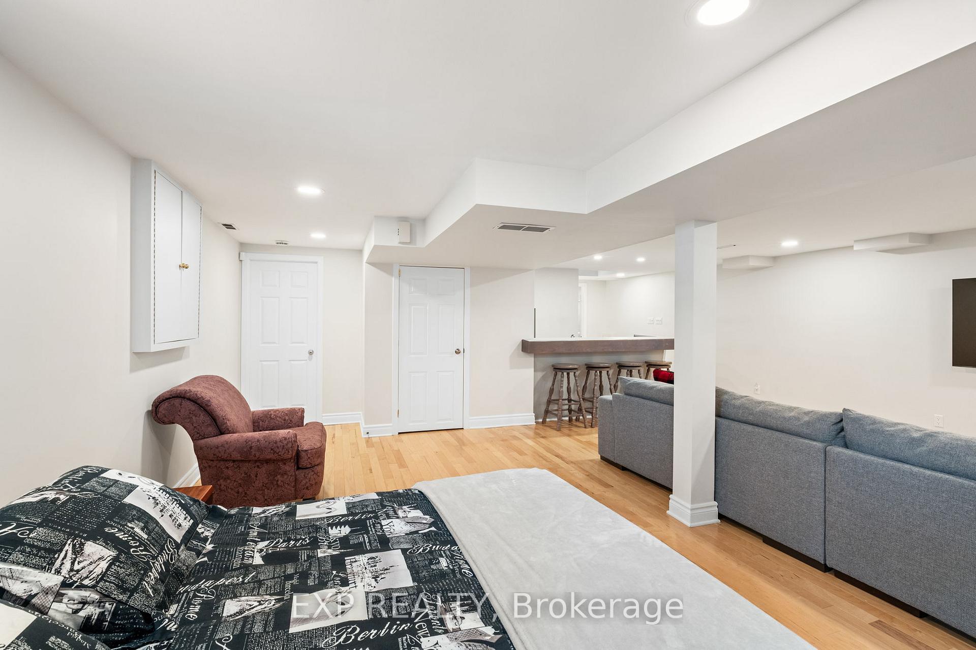 Photo 37 of 111 Larkin Drive, Ottawa, Barrhaven - Pheasant Run — HOMEH