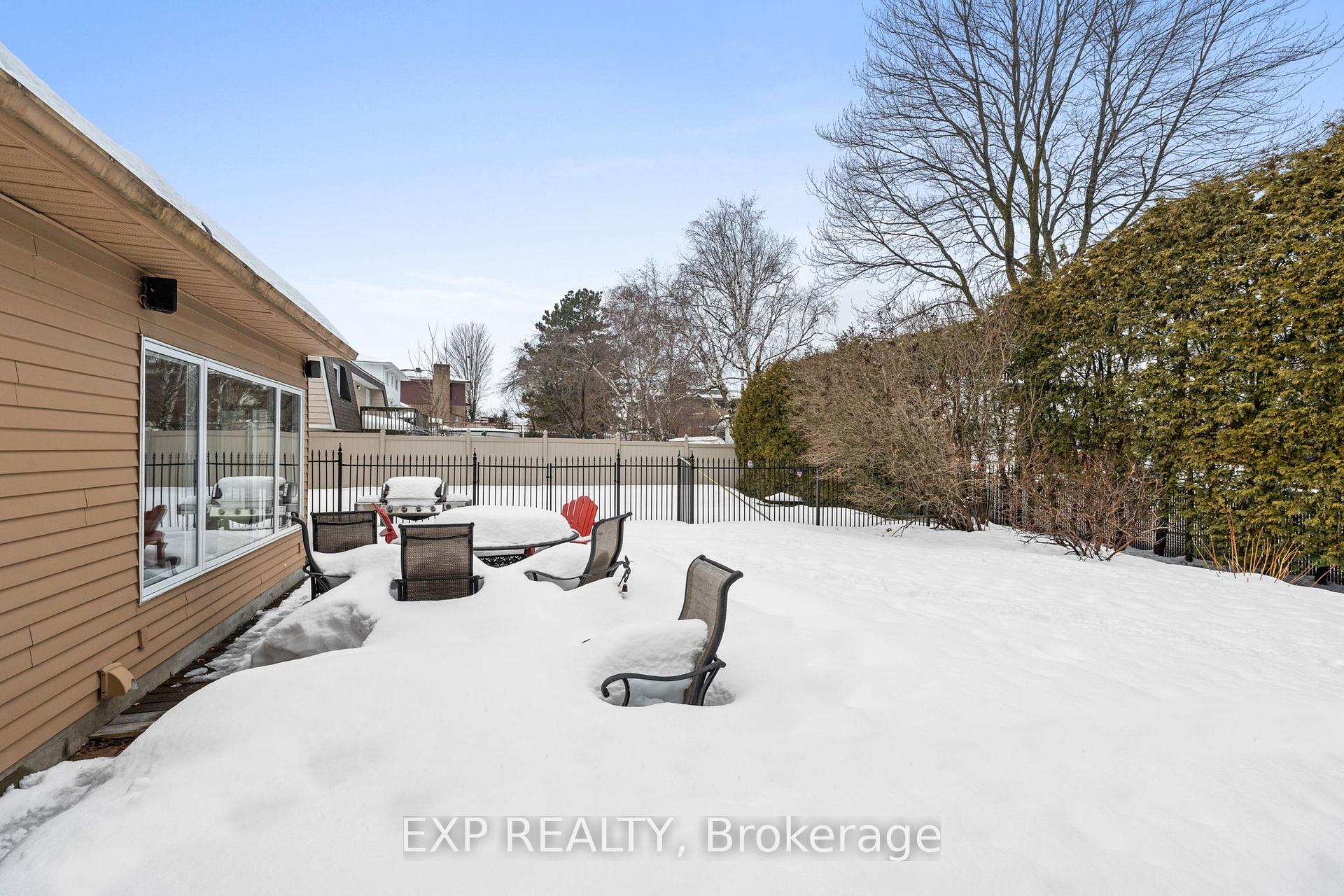 Photo 43 of 111 Larkin Drive, Ottawa, Barrhaven - Pheasant Run — HOMEH