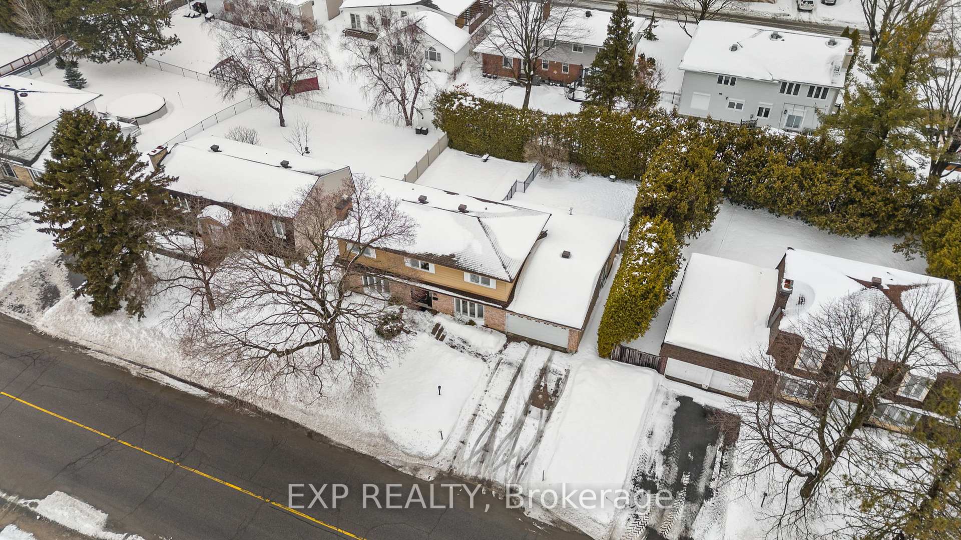 Photo 45 of 111 Larkin Drive, Ottawa, Barrhaven - Pheasant Run — HOMEH