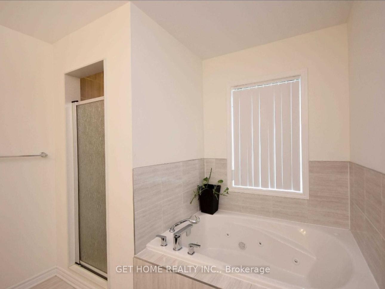Photo 5 of 25 Troyer Street, Brampton, Northwest Brampton — HOMEH