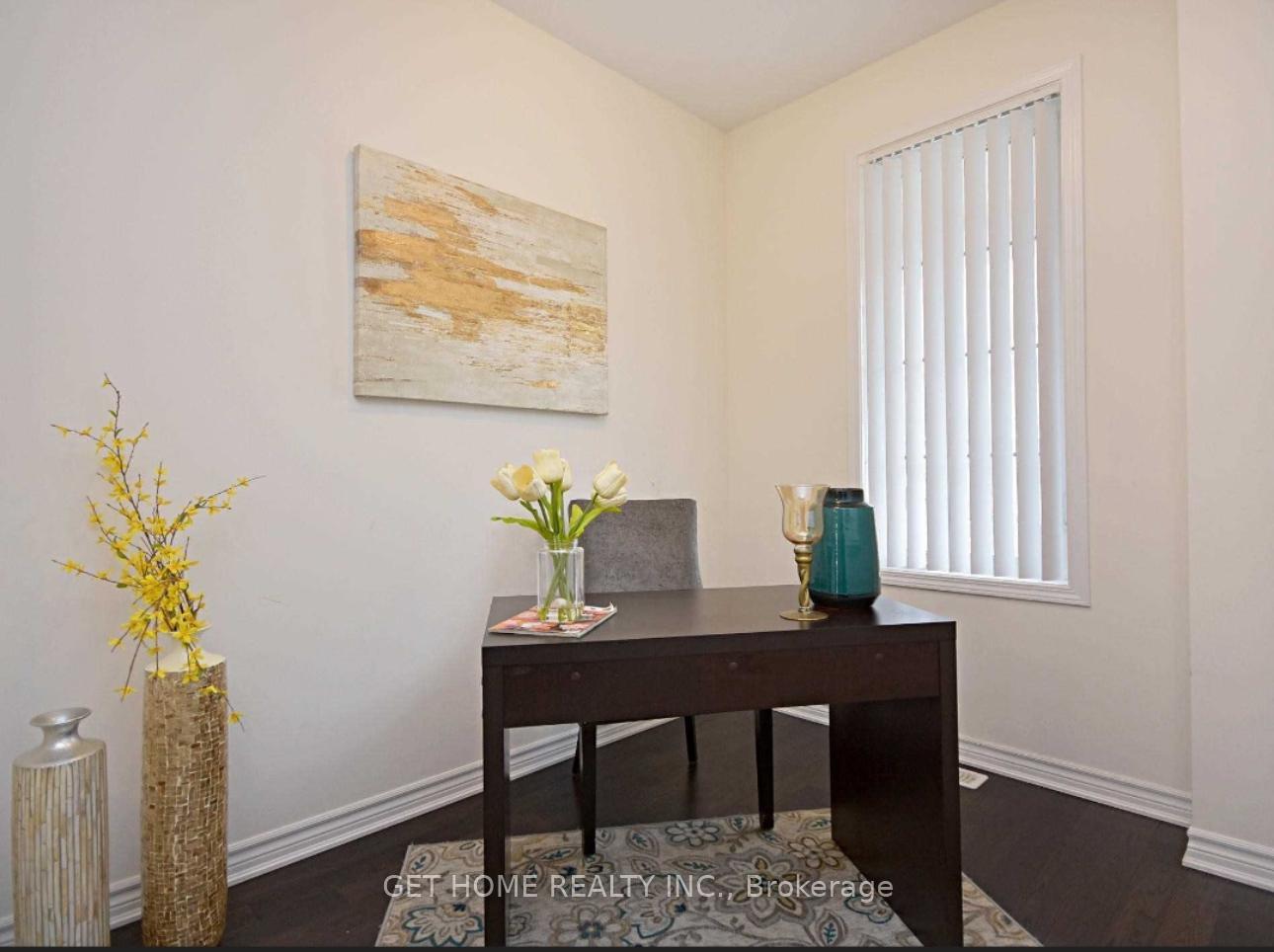 Photo 9 of 25 Troyer Street, Brampton, Northwest Brampton — HOMEH