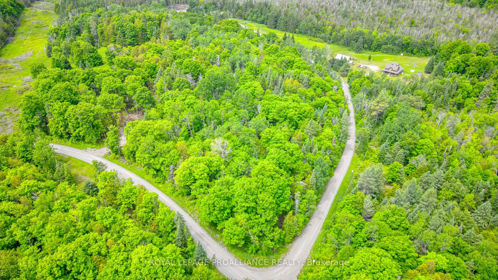 Photo 2 of 1111 Cruise Road, Frontenac, Frontenac North — HOMEH