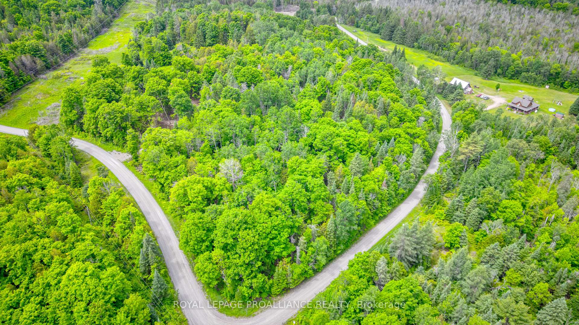 Photo 3 of 1111 Cruise Road, Frontenac, Frontenac North — HOMEH