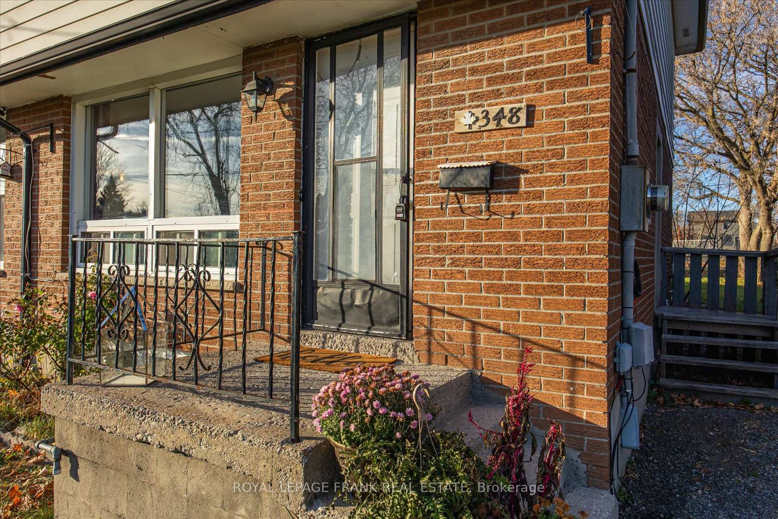 Photo 3 of 348 Pine Avenue, Oshawa, Vanier — HOMEH