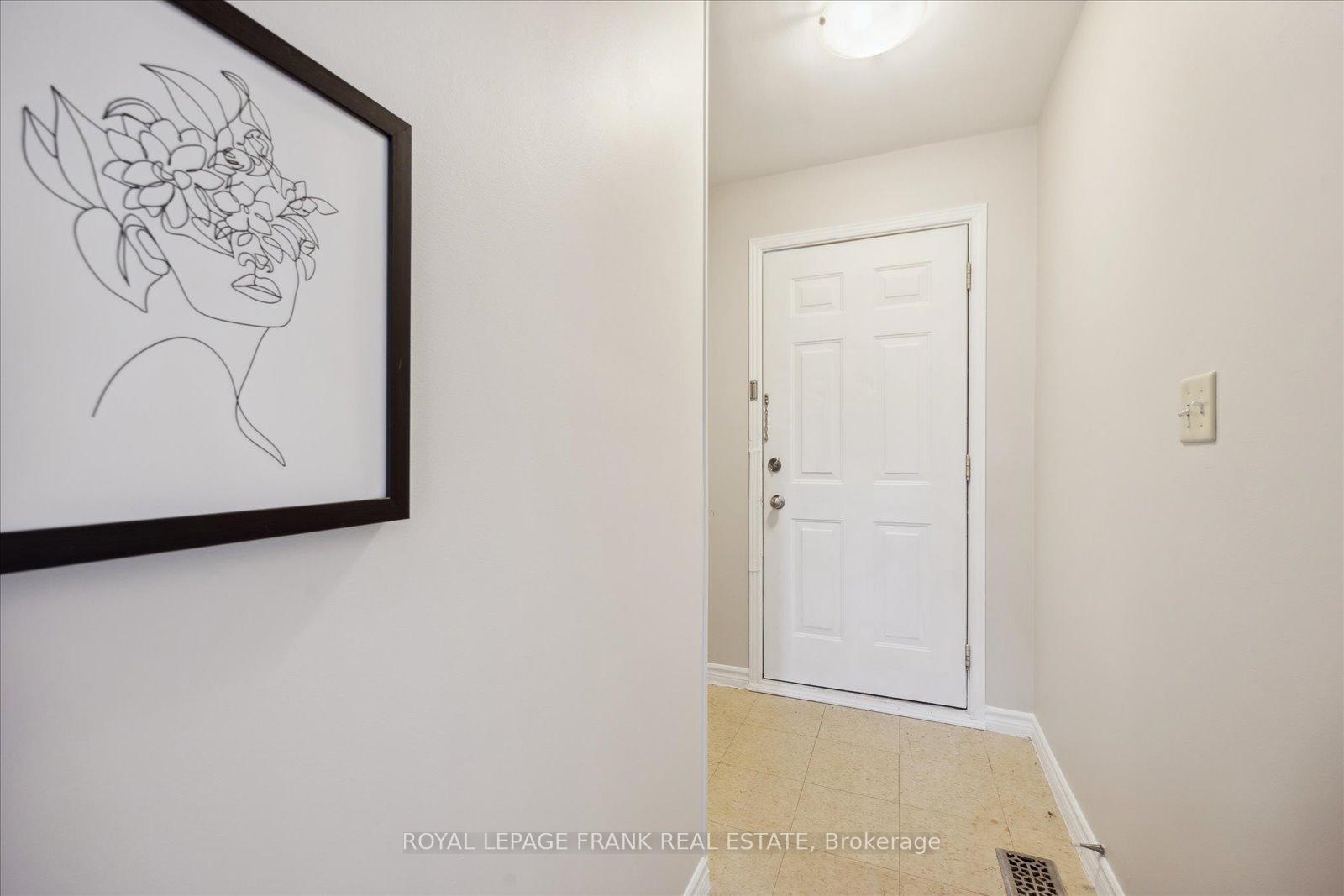 Photo 4 of 348 Pine Avenue, Oshawa, Vanier — HOMEH