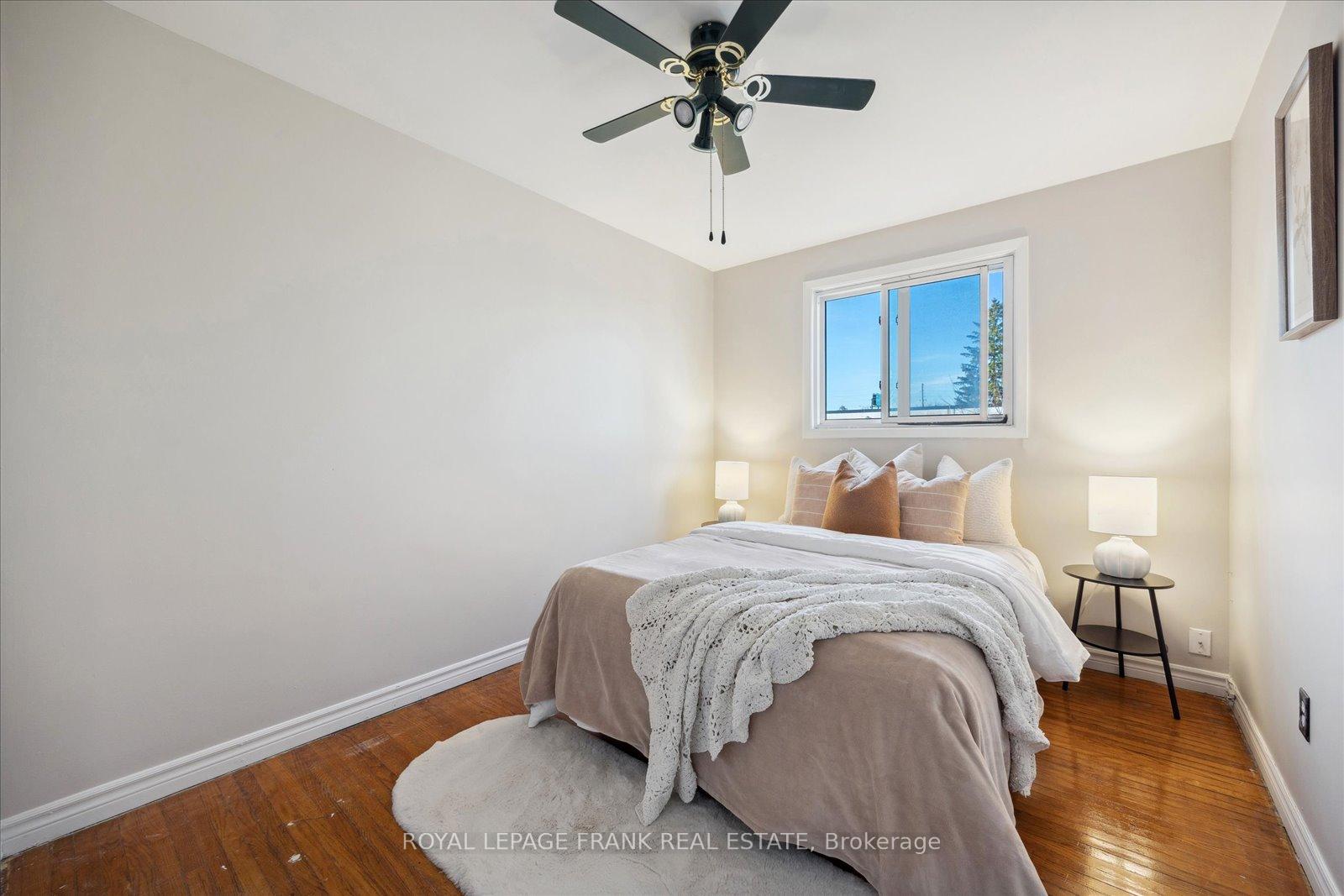 Photo 19 of 348 Pine Avenue, Oshawa, Vanier — HOMEH