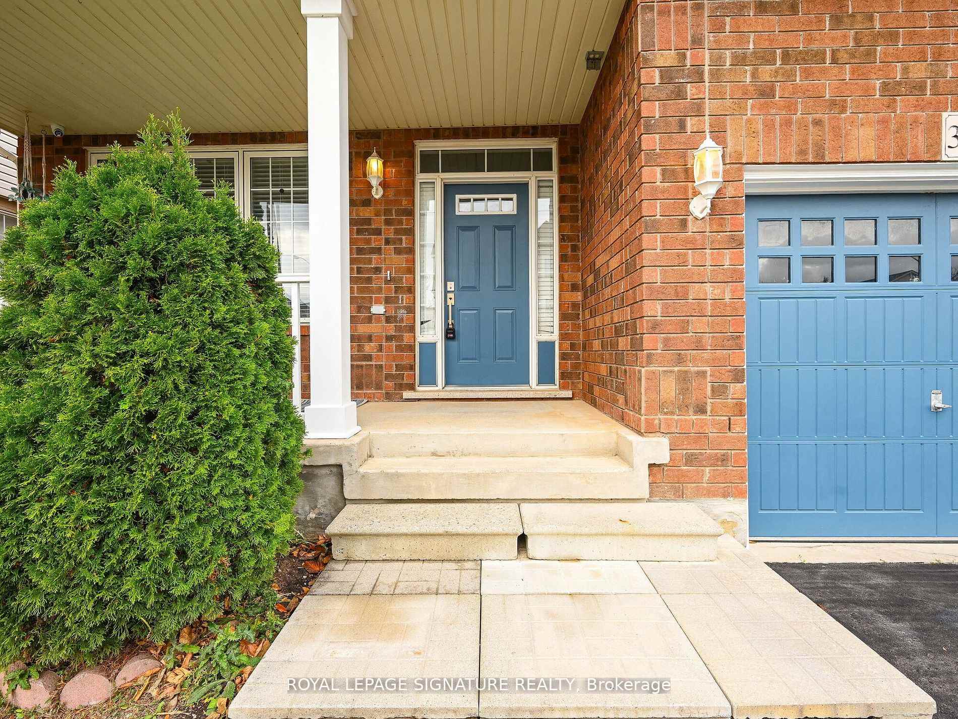 Photo 2 of 3207 Munson Crescent, Burlington, Alton — HOMEH