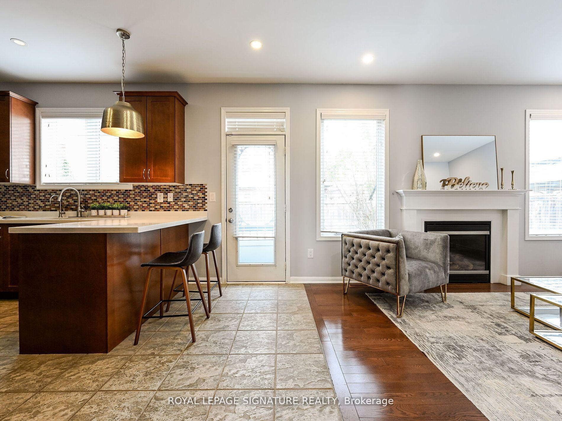 Photo 12 of 3207 Munson Crescent, Burlington, Alton — HOMEH