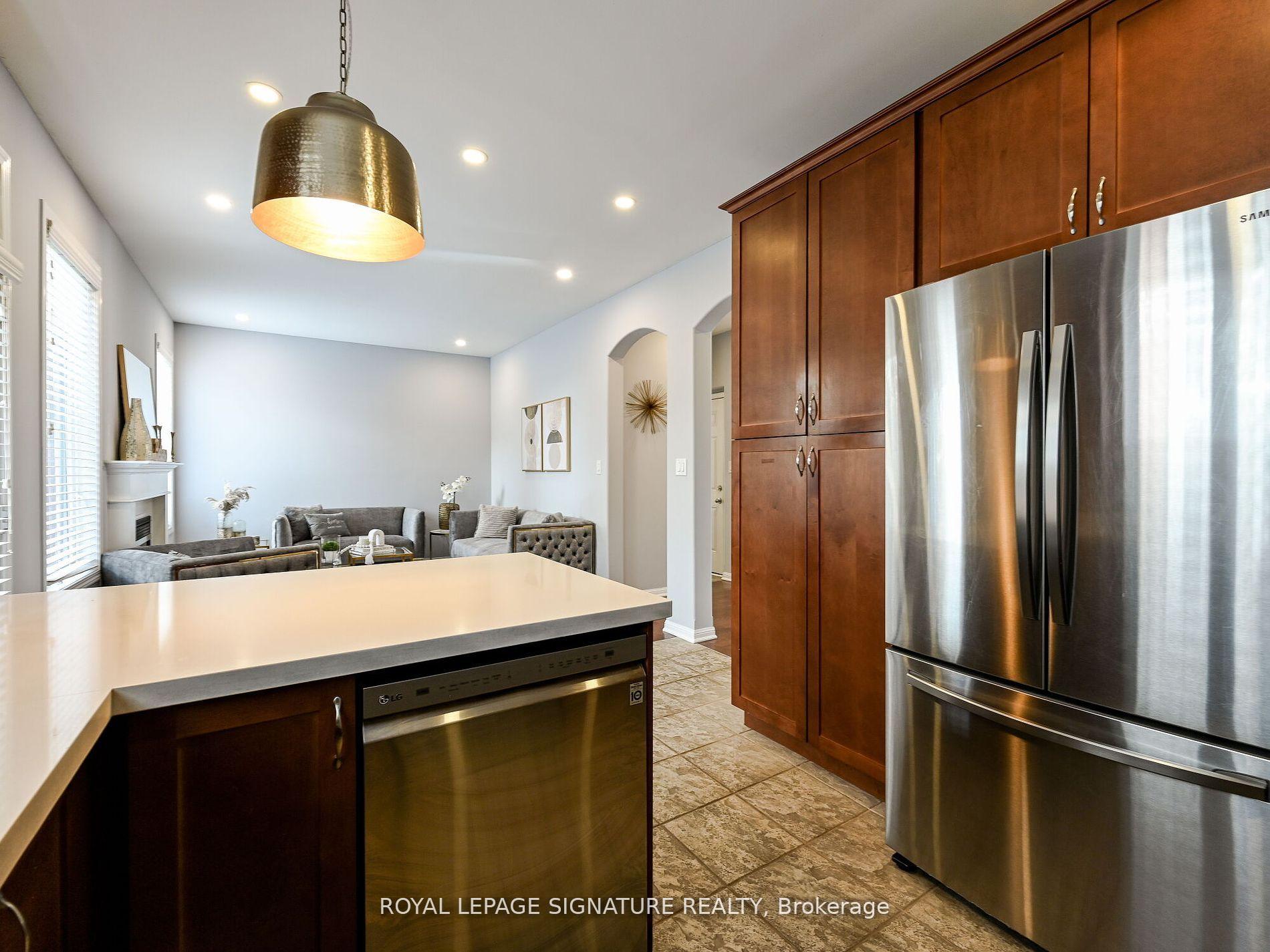 Photo 19 of 3207 Munson Crescent, Burlington, Alton — HOMEH