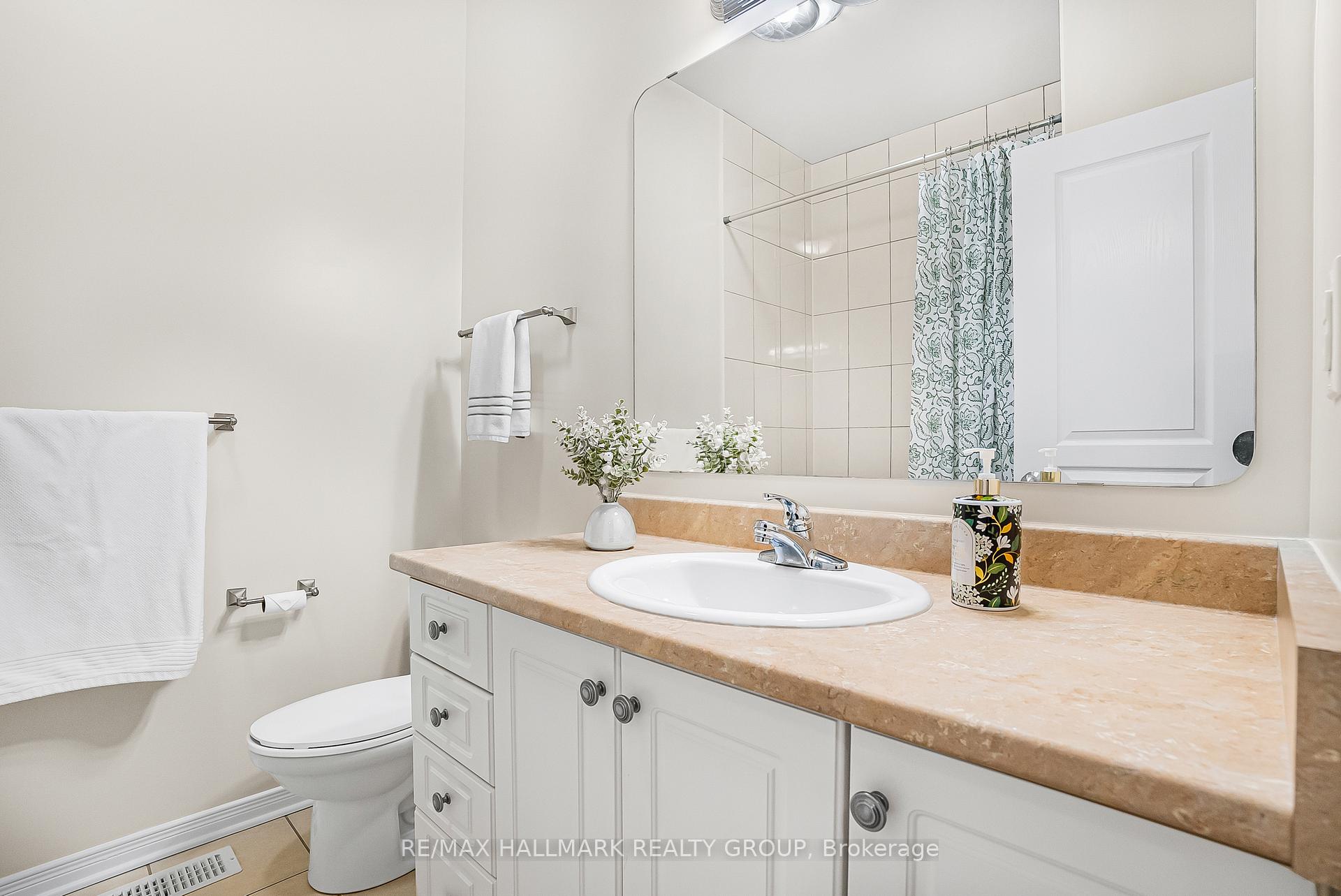 Photo 9 of 286 Harthill Way W, Ottawa, Barrhaven - Heritage Park — HOMEH