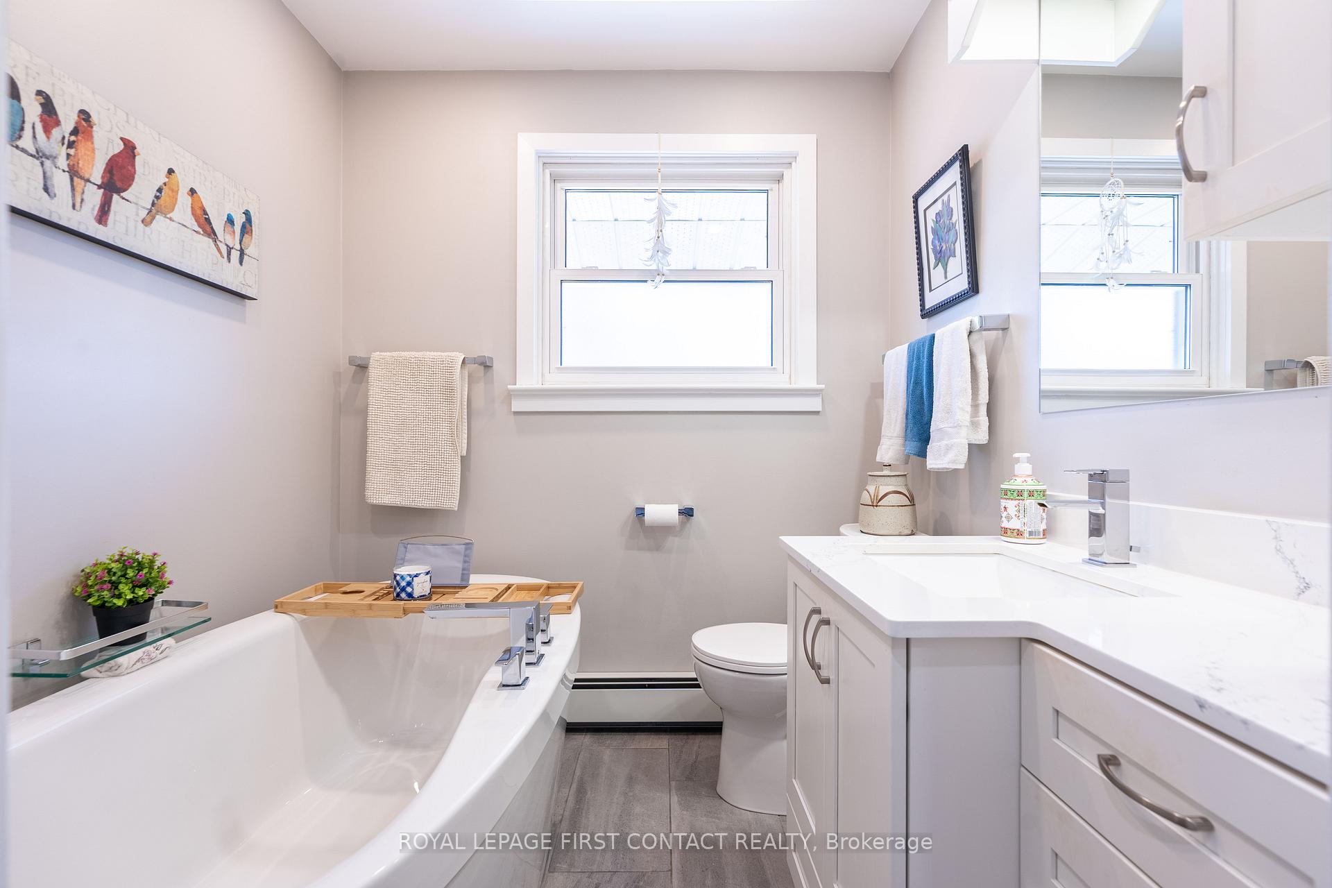 Photo 15 of 8 Brookdale Drive, Barrie, Sunnidale — HOMEH