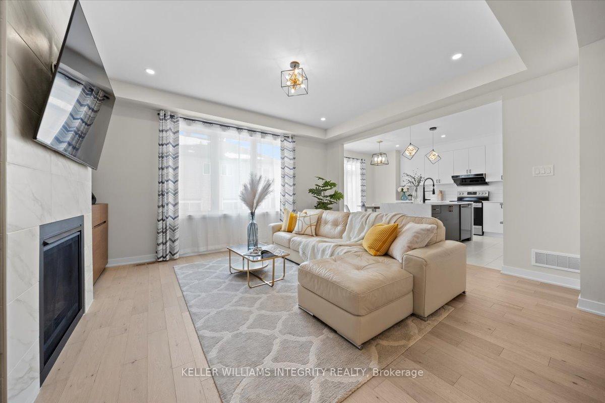 Photo 13 of 20 Racemose Street, Ottawa, Barrhaven - Half Moon Bay — HOMEH