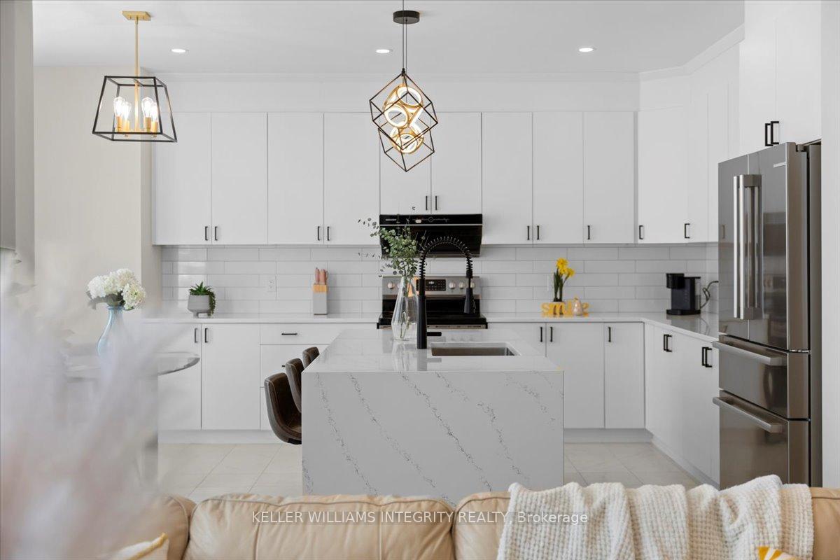 Photo 17 of 20 Racemose Street, Ottawa, Barrhaven - Half Moon Bay — HOMEH