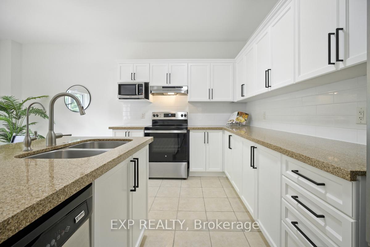 Photo 8 of 36 Secinaro Avenue, Hamilton, Meadowlands — HOMEH