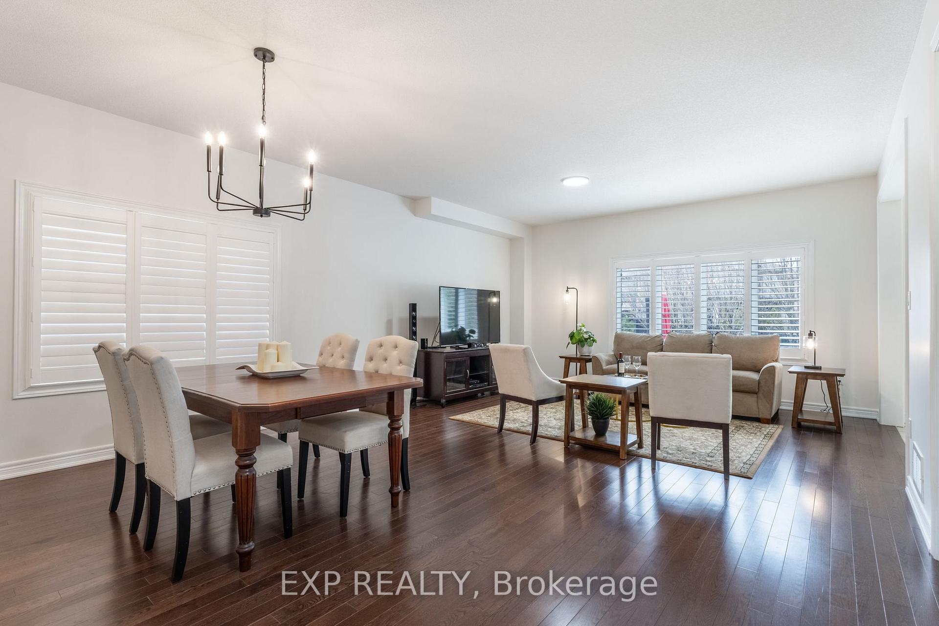 Photo 9 of 36 Secinaro Avenue, Hamilton, Meadowlands — HOMEH