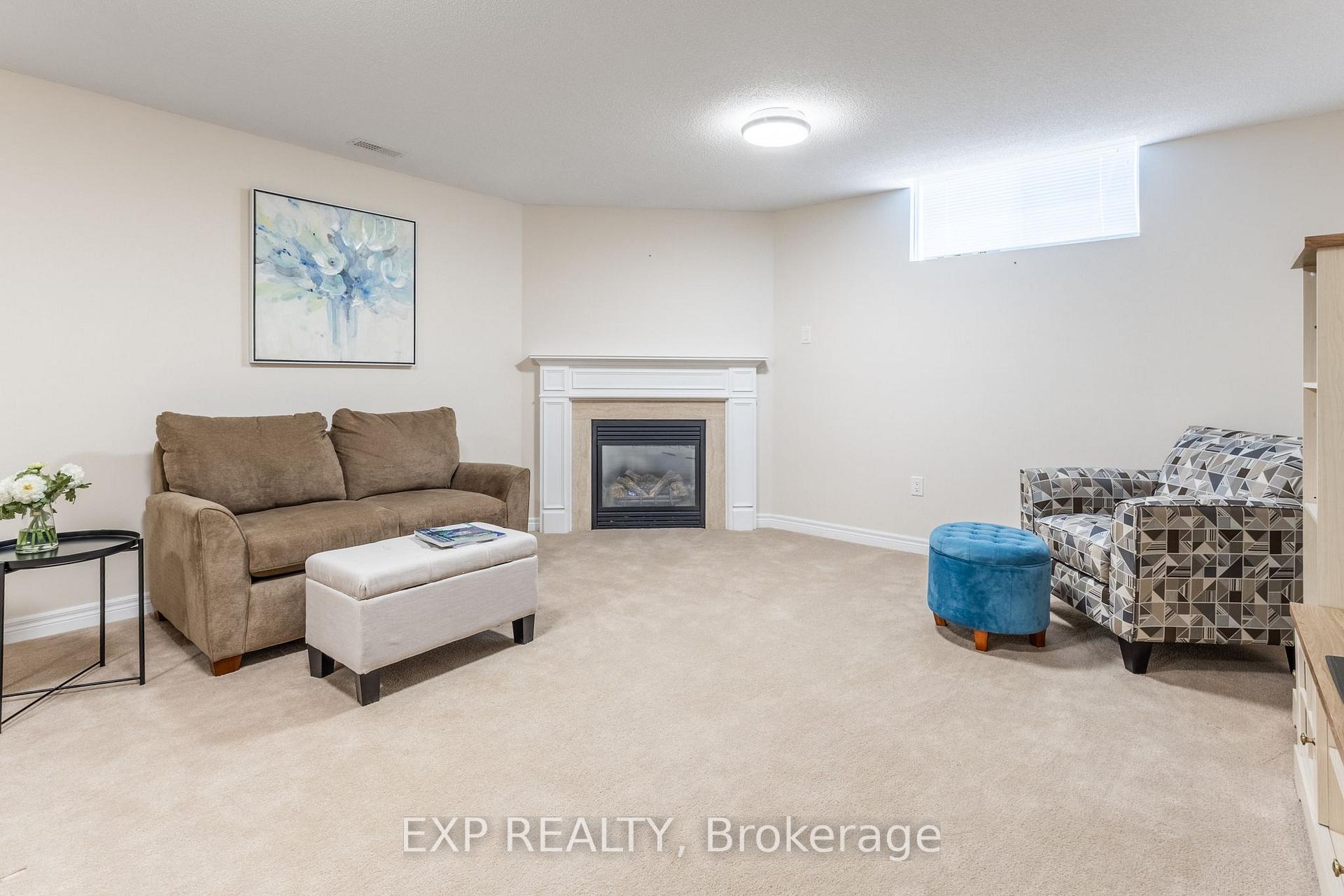Photo 21 of 36 Secinaro Avenue, Hamilton, Meadowlands — HOMEH