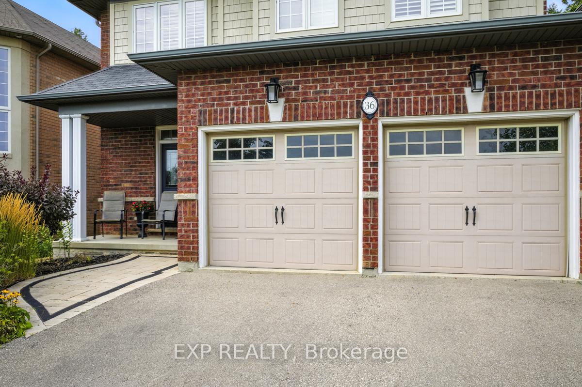 Photo 23 of 36 Secinaro Avenue, Hamilton, Meadowlands — HOMEH