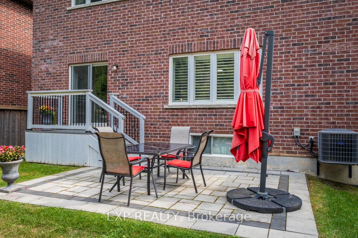 Photo 27 of 36 Secinaro Avenue, Hamilton, Meadowlands — HOMEH