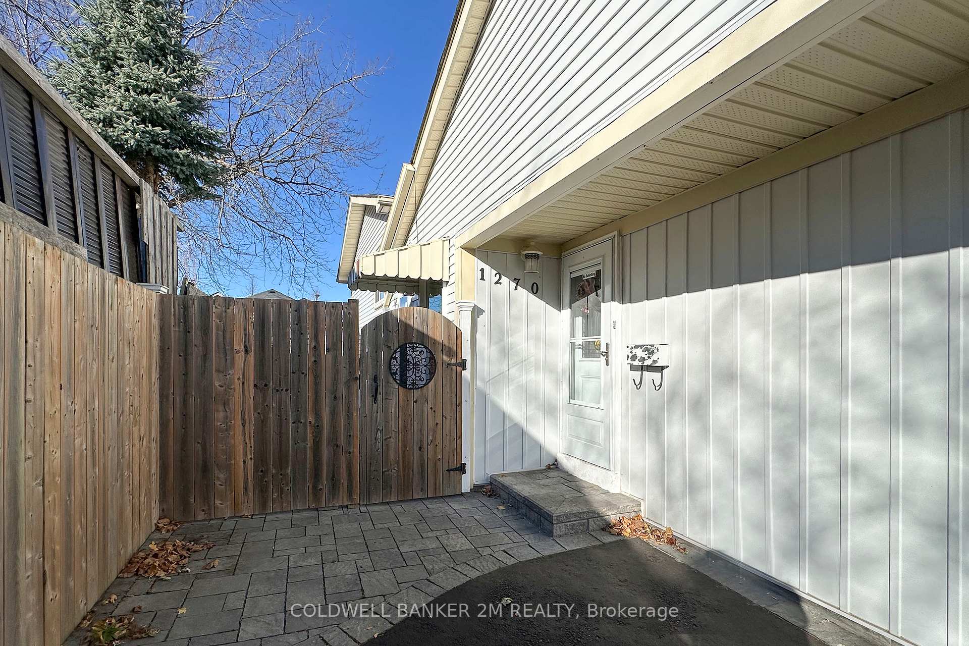 Photo 2 of 1270 Astra Avenue, Oshawa, Eastdale — HOMEH