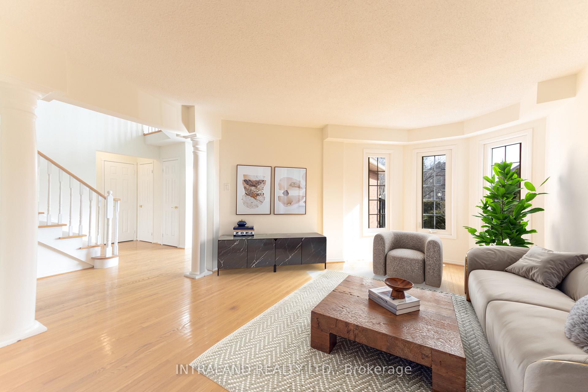 Photo 8 of 109 Vivians Crescent, Brampton, Fletcher's West — HOMEH